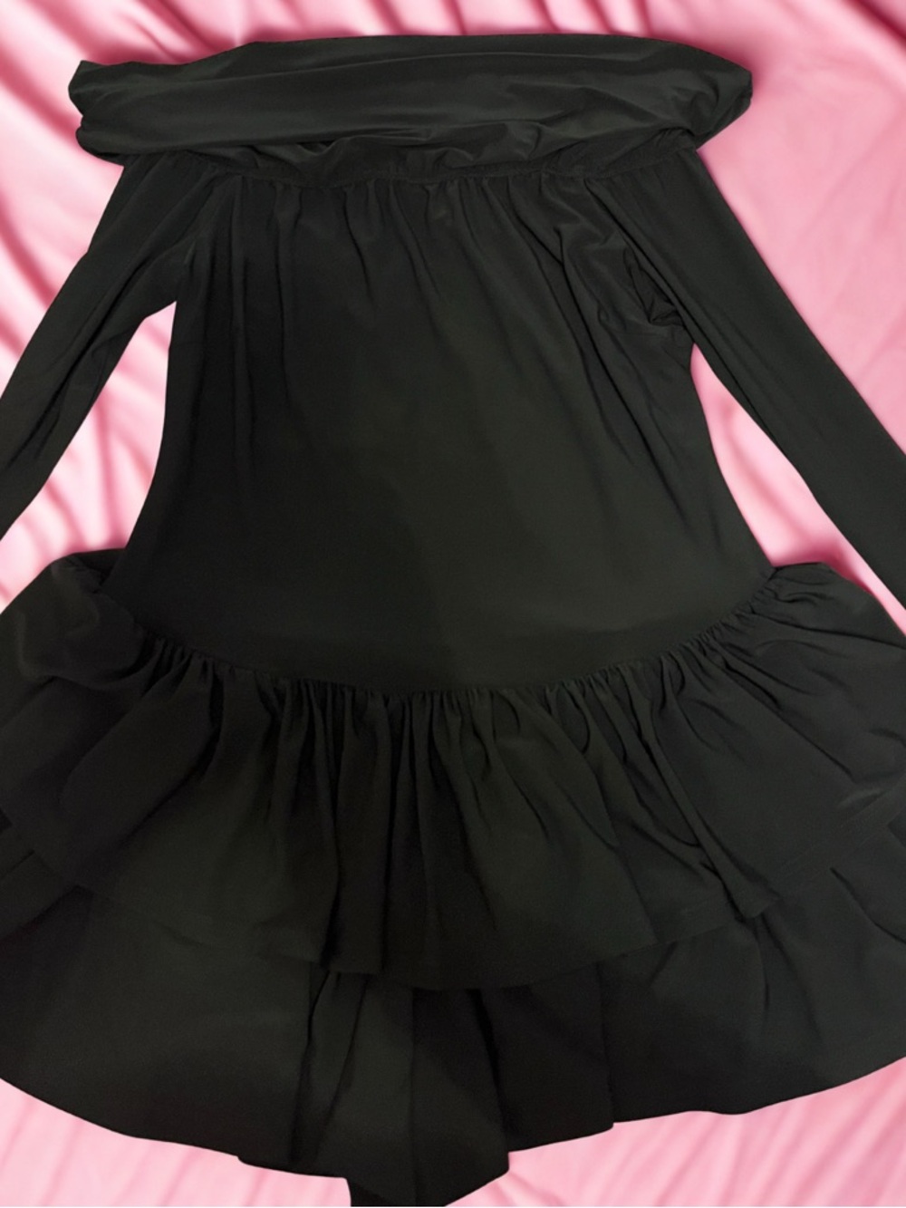 Off Shoulder Ruffle Romper - Picture 3 of 4